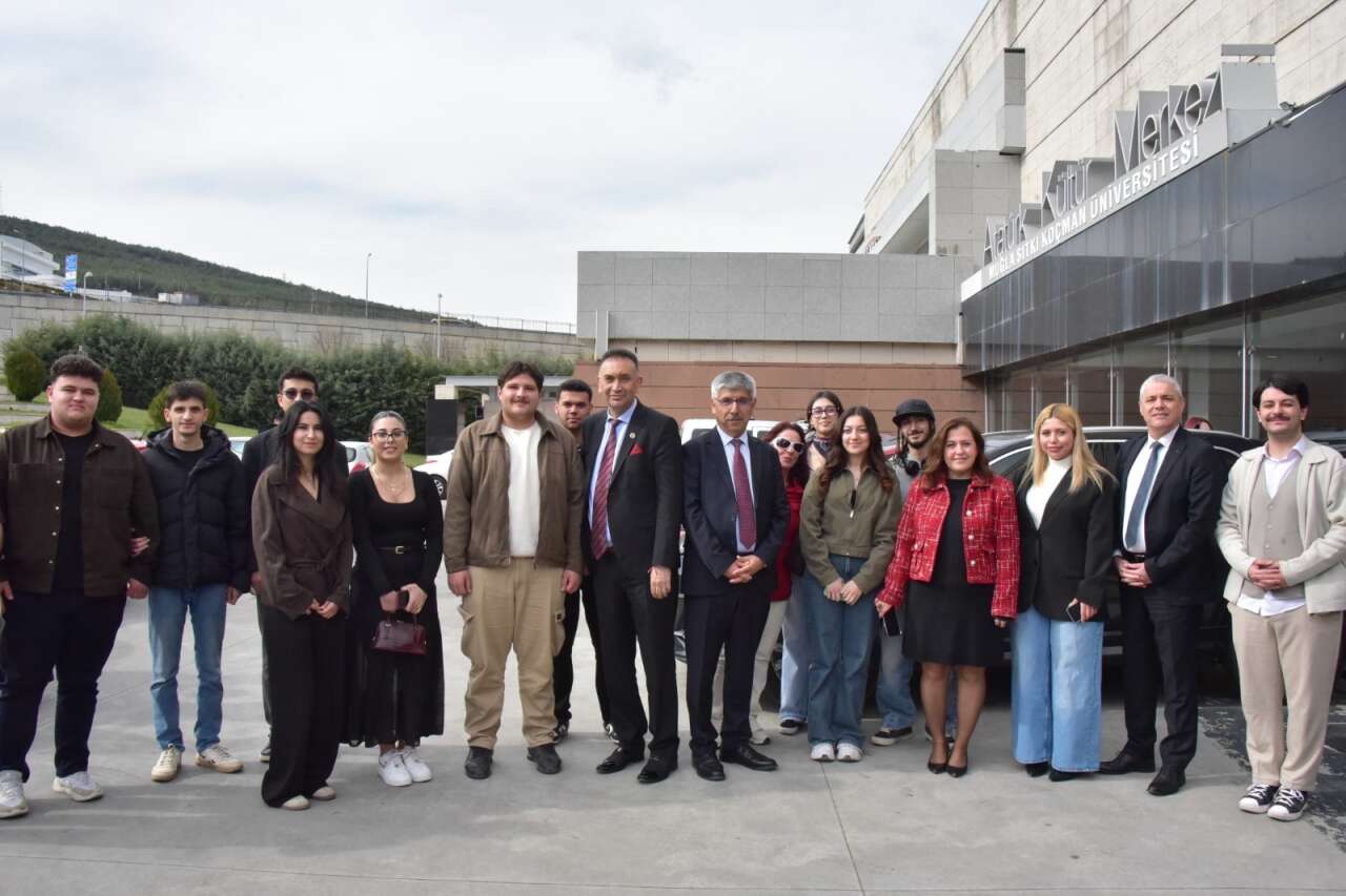 Kenan Gürbüz Moderatörlüğünde Rektör Kaçar Öğrencilerle Buluştu 5